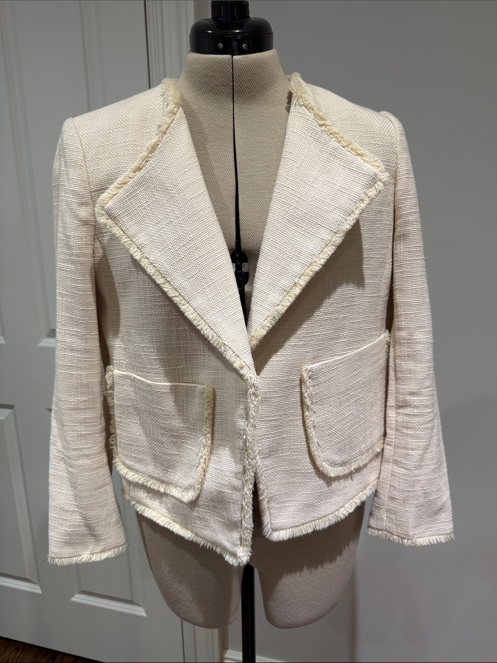 Ann Taylor Cream Ecru Textured Fringe Open Blazer Jacket M